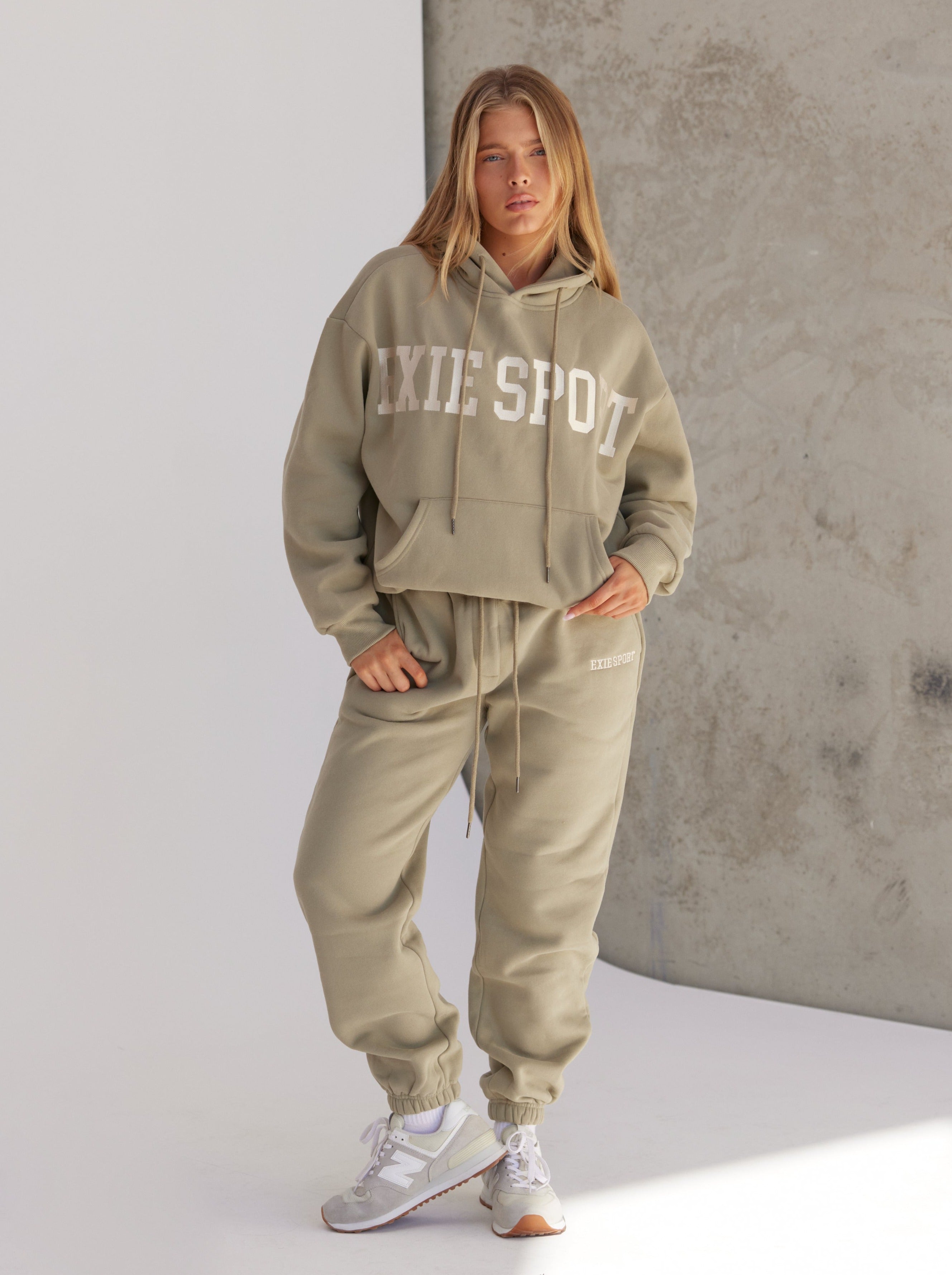 COLLEGE HOODIE - KHAKI