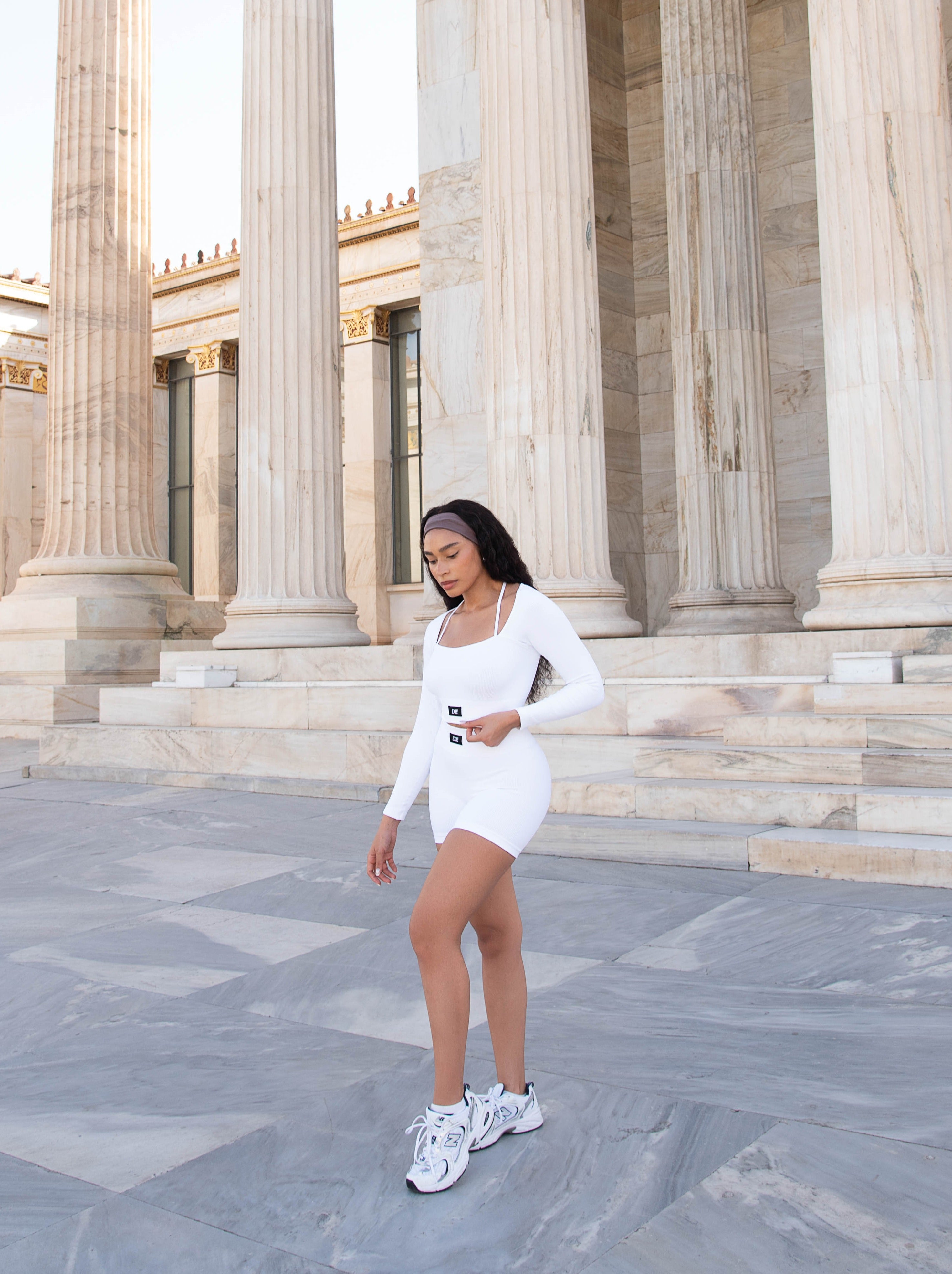 UPLIFT LONG SLEEVE TOP - WHITE