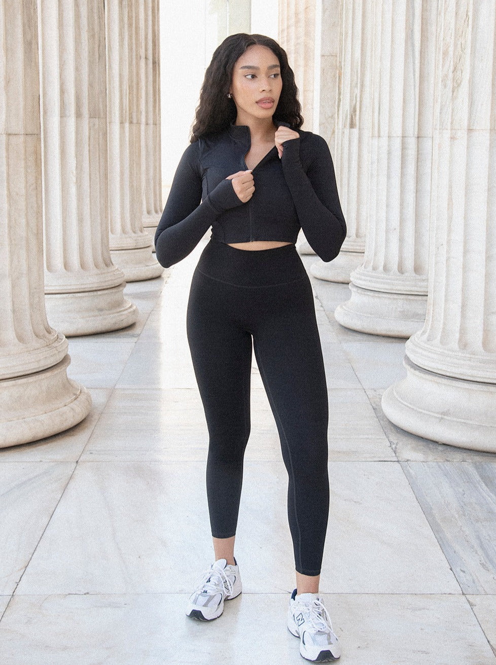 DEFINE ESSENTIAL LEGGING