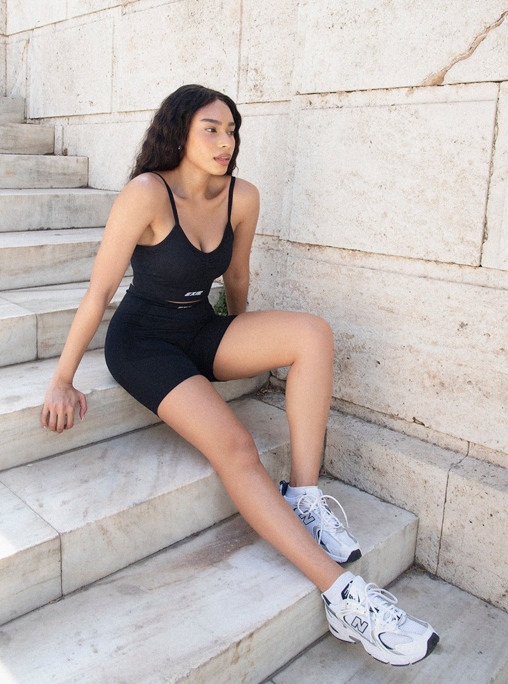 SCRUNCH SPORTS BRA 2.0 - BLACK