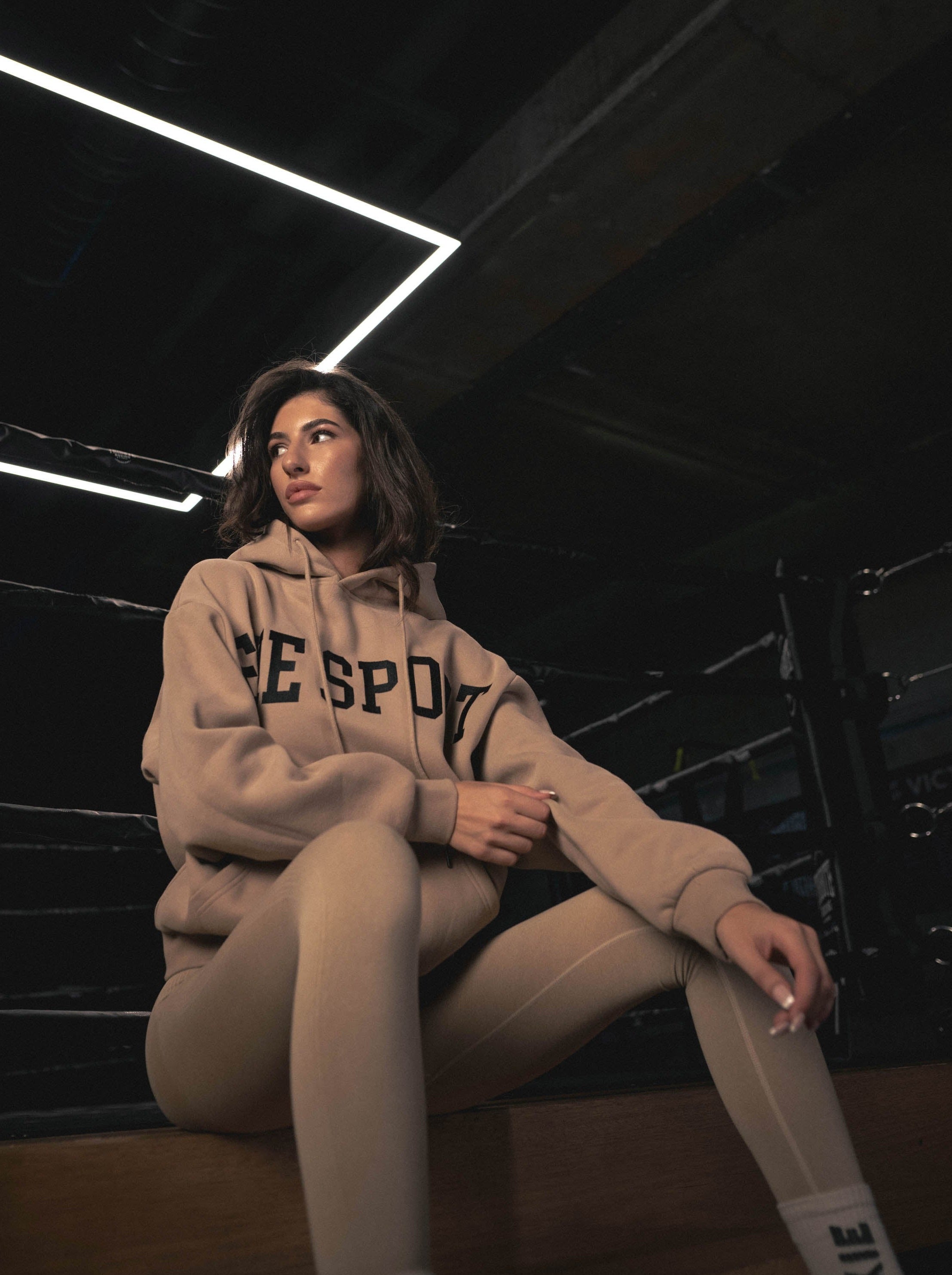COLLEGE HOODIE - LATTE
