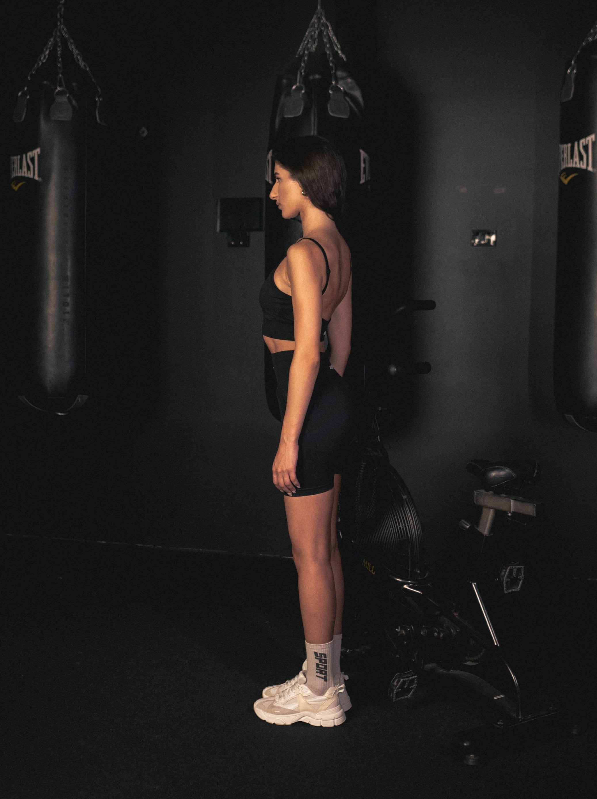 SCRUNCH SPORTS BRA 2.0 - BLACK