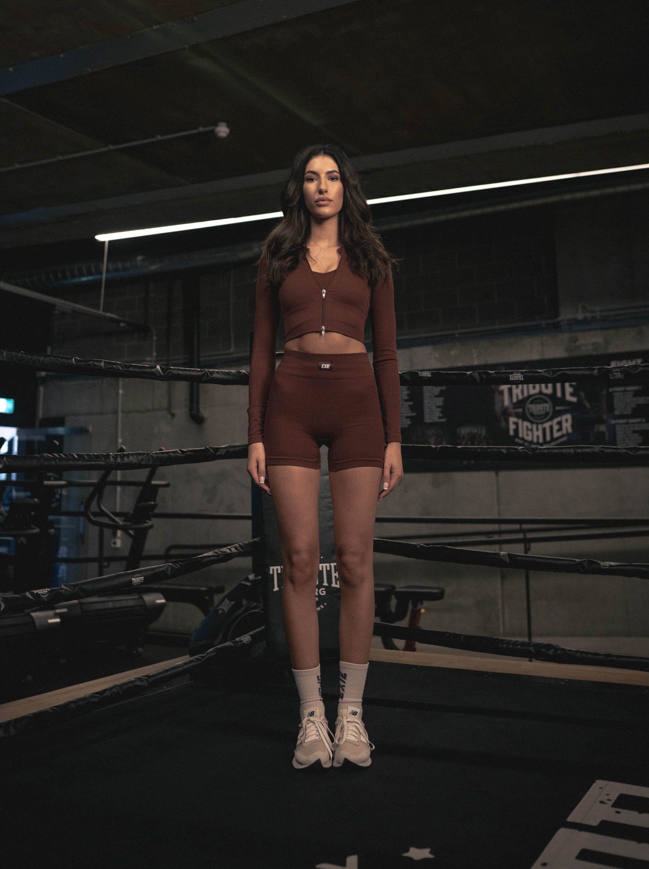 BEND LONG SLEEVE ZIP FRONT TOP - SIENNA